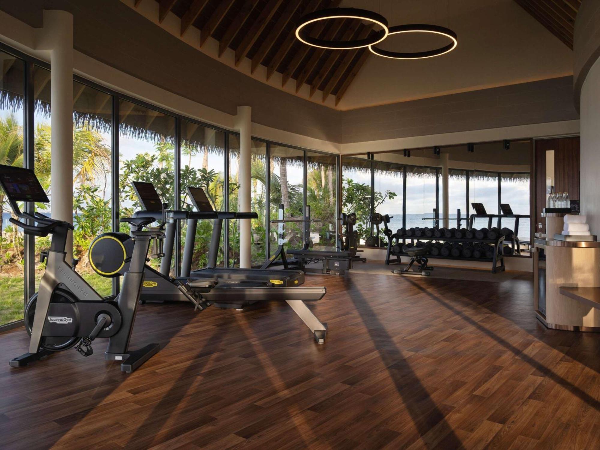 So/ Maldives Hotel Emboodhoo Lagoon Exterior photo